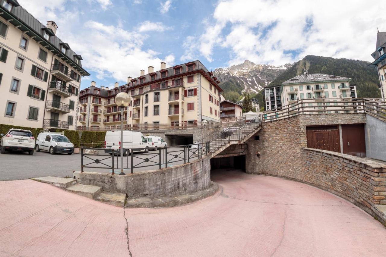 Paccard: Residence Le Lutetia Chamonix Bagian luar foto